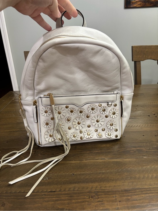 convertible mini julian nylon backpack camo 125.00 Rebecca Minkoff Medium Zipped Black One Size : Clothing, Shoes & Jewelry A Julian crash course: our